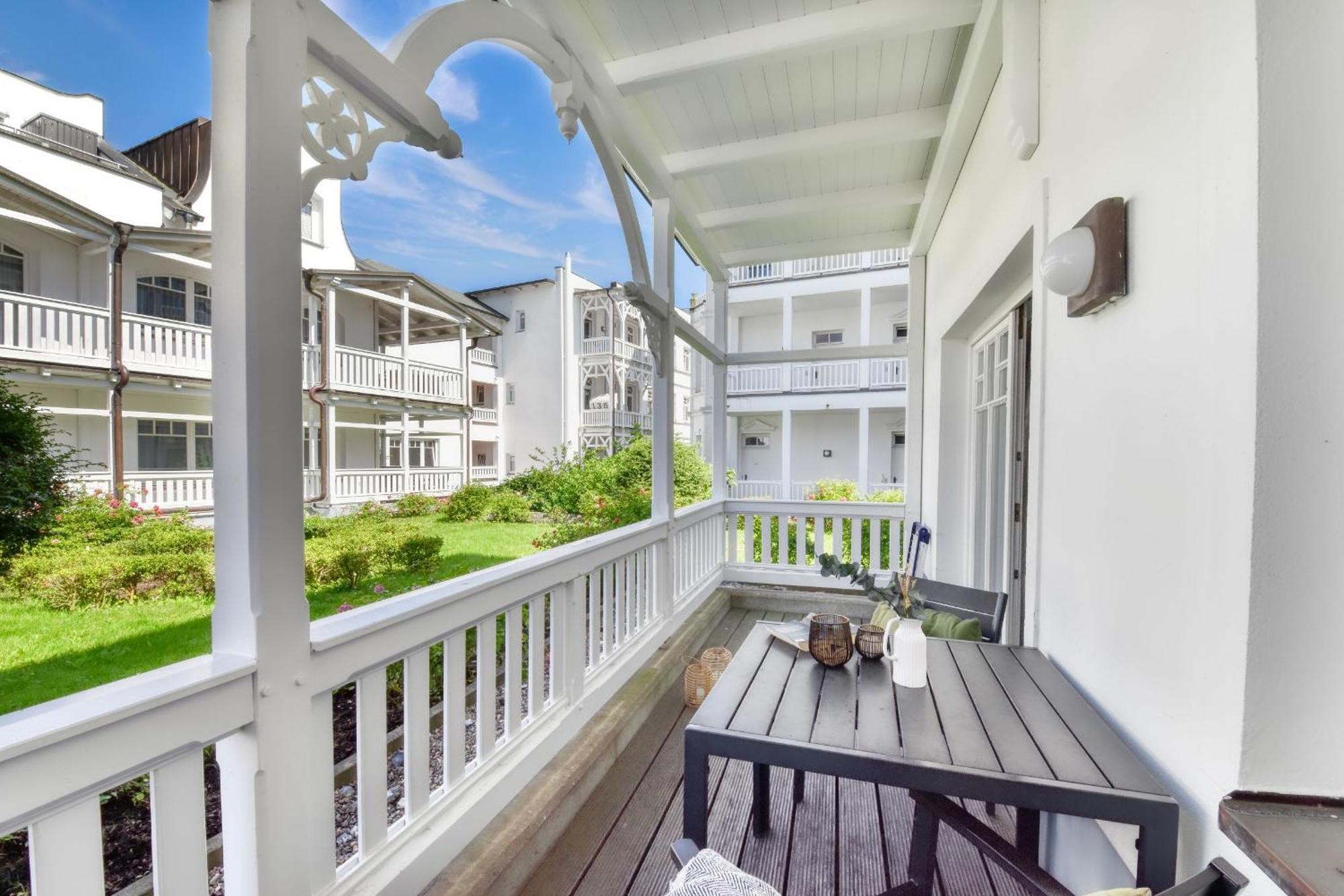 Ferienwohnung "Sonnendeck" In Der Villa Seeadler Binz Exterior photo